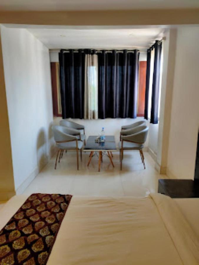 Hotel The Hills, Ambikapur Exterior photo